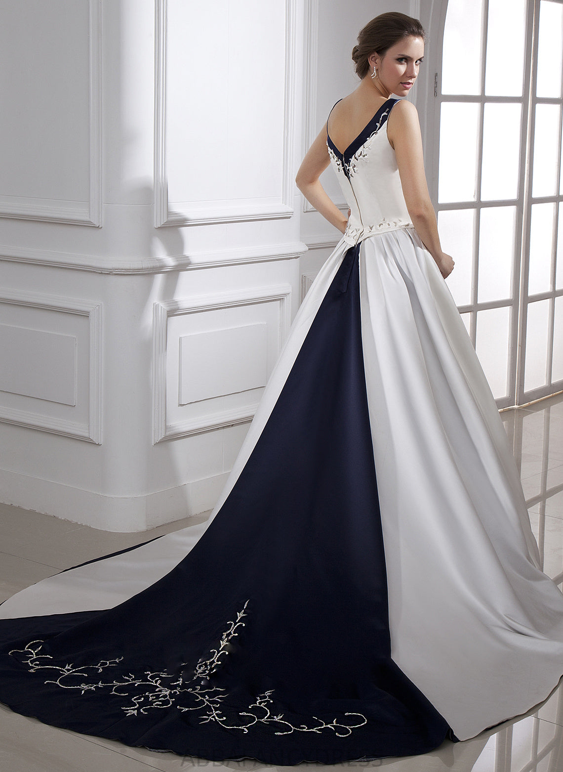 Wedding Dresses Wedding Sequins Ball-Gown/Princess Satin V-neck Chapel With Beading Train Abbey Embroidered Dress
