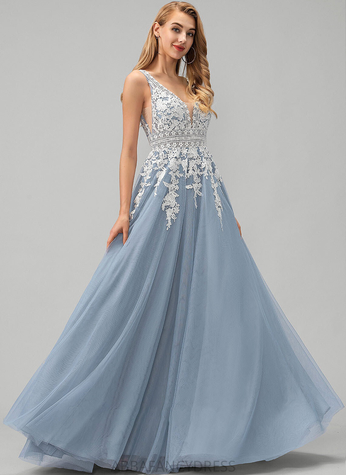 Lace Prom Dresses Ball-Gown/Princess With Floor-Length Tulle Amya V-neck