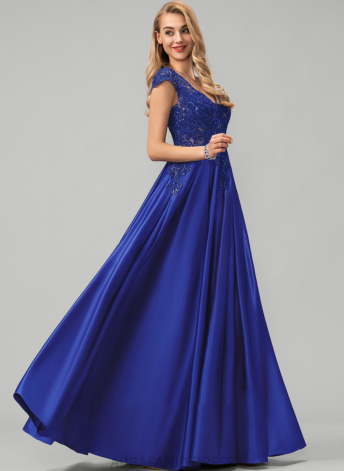 Satin Ball-Gown/Princess Prom Dresses Floor-Length Lace V-neck Sequins Rosemary With