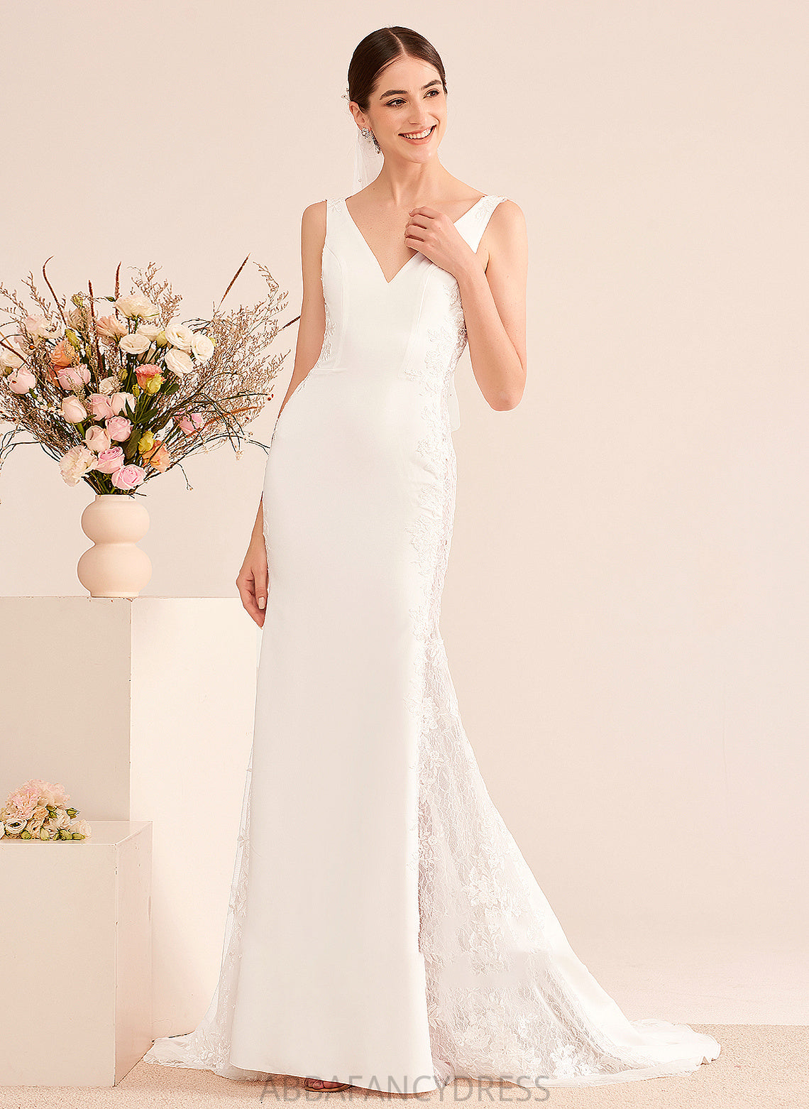 Lace Trumpet/Mermaid Train V-neck Jessica With Wedding Dresses Court Wedding Dress
