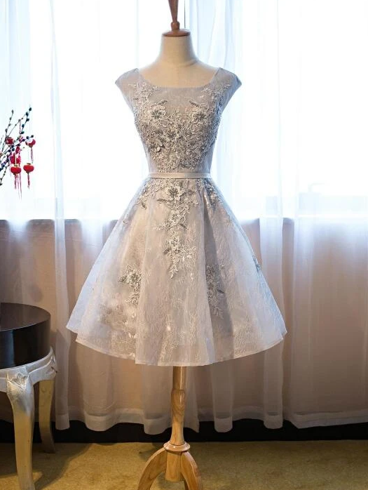 Light Grey Short With Lace Homecoming Dresses Lilith Applique CD12022