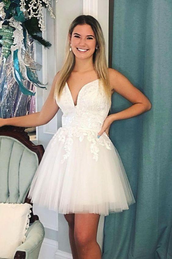 White A-Line Short Homecoming Dresses Lace Rose Appliques CD23402