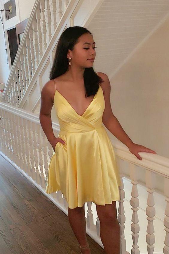 Short In Yellow Color Micah Homecoming Dresses With Pocketes And Straps CD2957